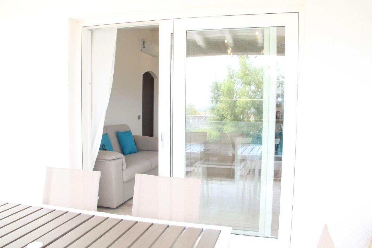 R House Будони Экстерьер фото